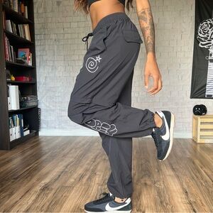 SOLD 💔Obey Black Joggers With Zip Off Legs